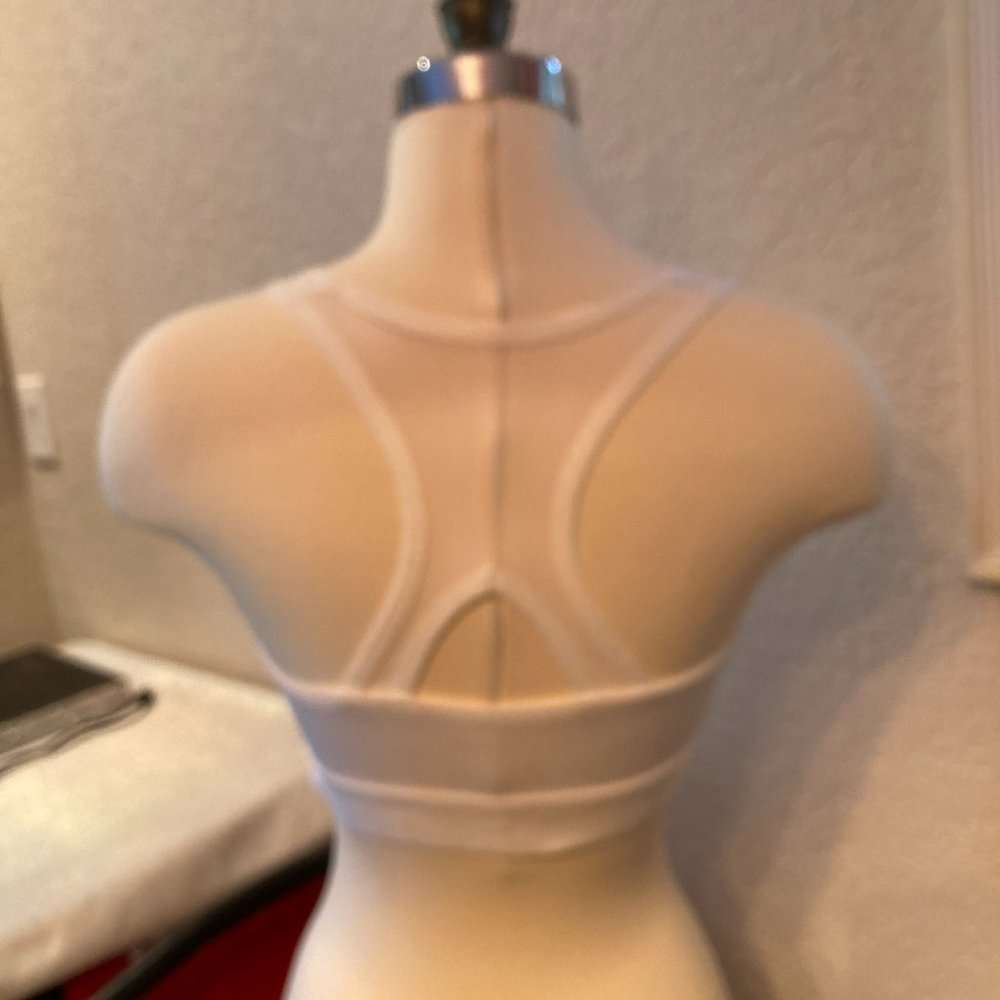 Reebok Sports Bra - Picture 2 of 6